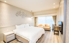 Walker Hotel. Ximen